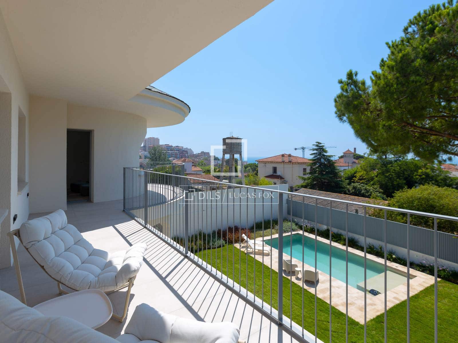 6 soverom Villa til salgs i El Masnou med svømmebasseng garasje - € 2 125 000 (Ref: 9781337)