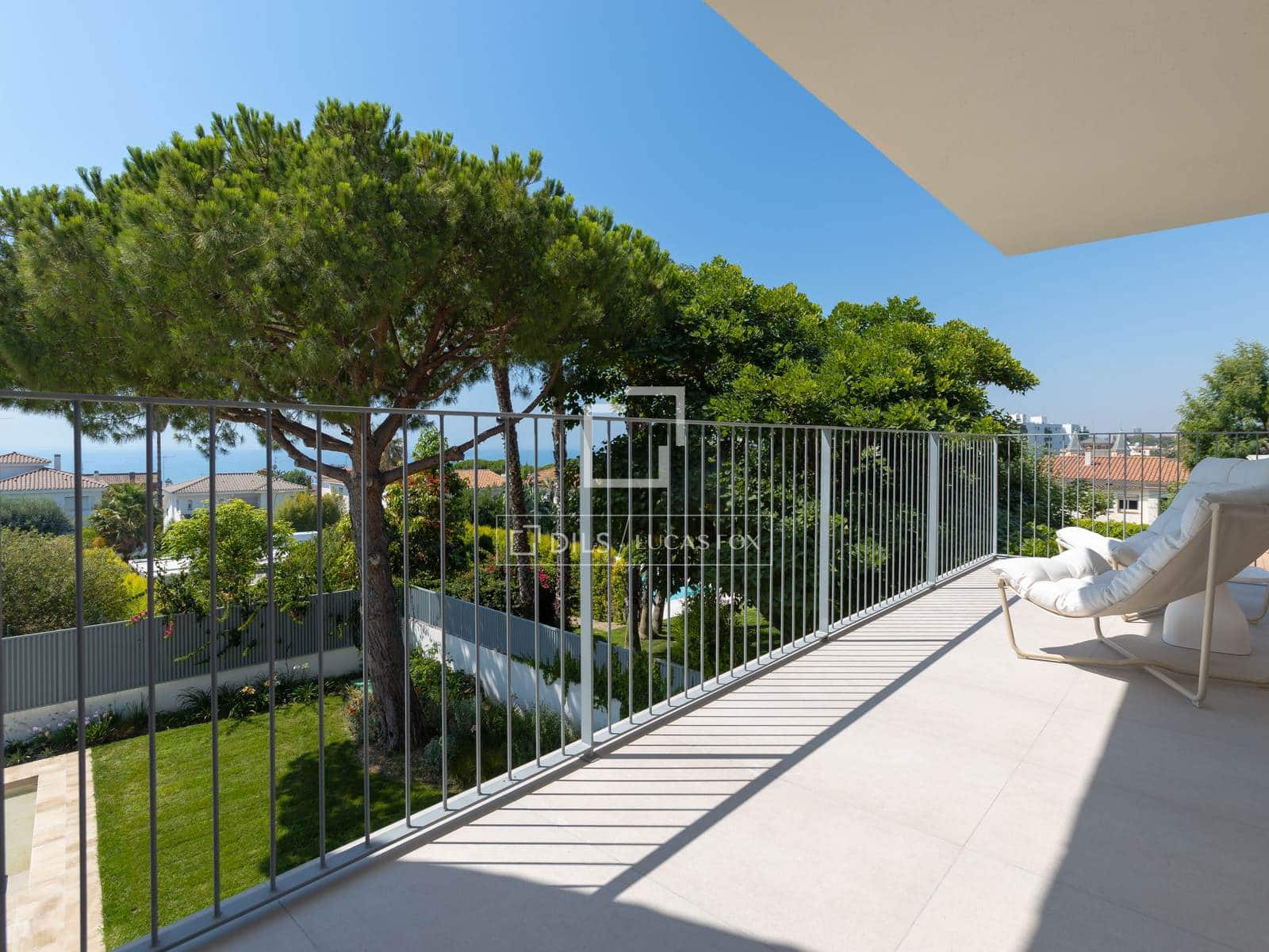 6 soverom Villa til salgs i El Masnou med svømmebasseng garasje - € 2 125 000 (Ref: 9781337)