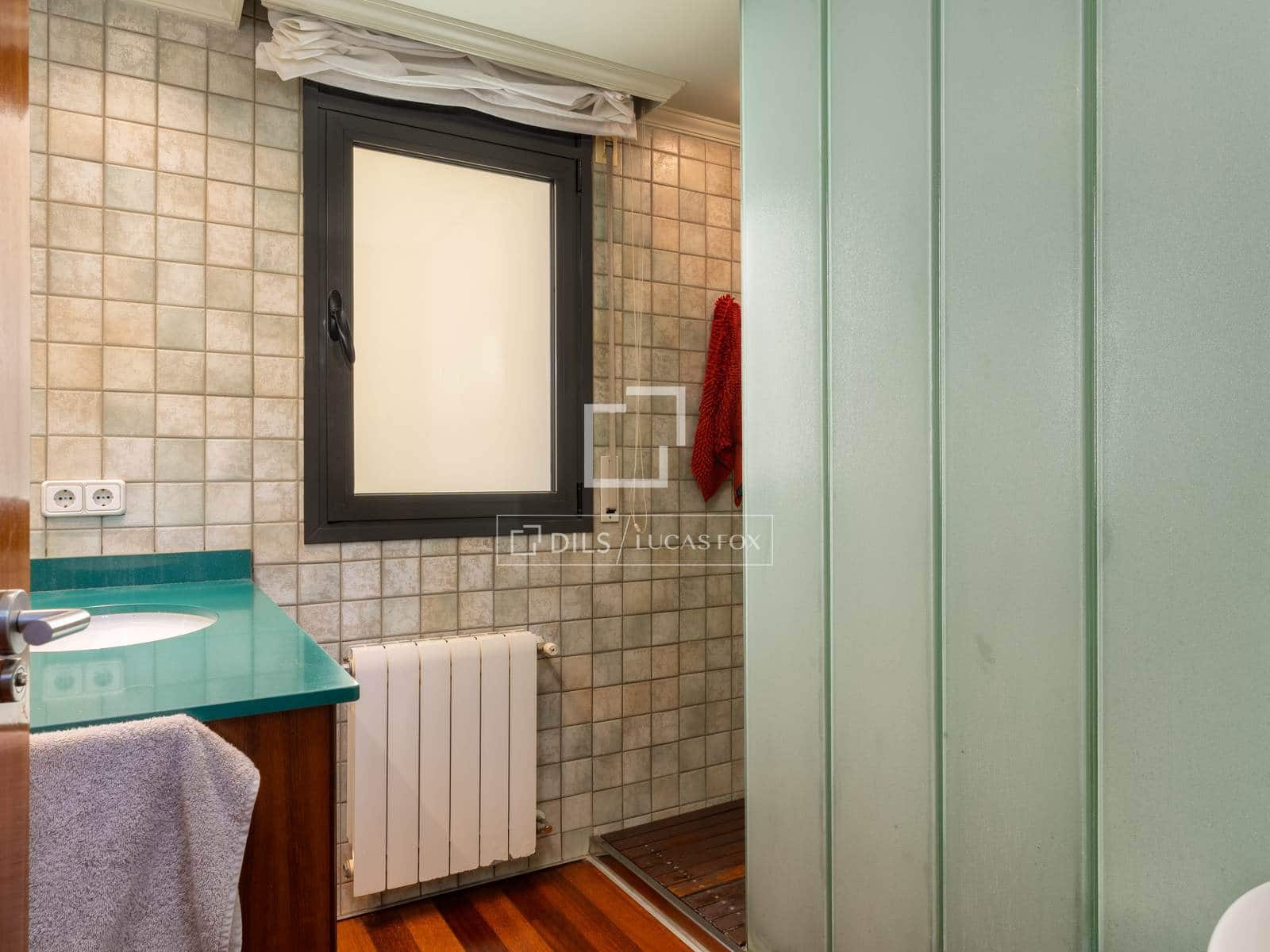 5 soveværelse Villa til salg i Sarria de Ter med swimmingpool - € 890.000 (Ref: 9782096)