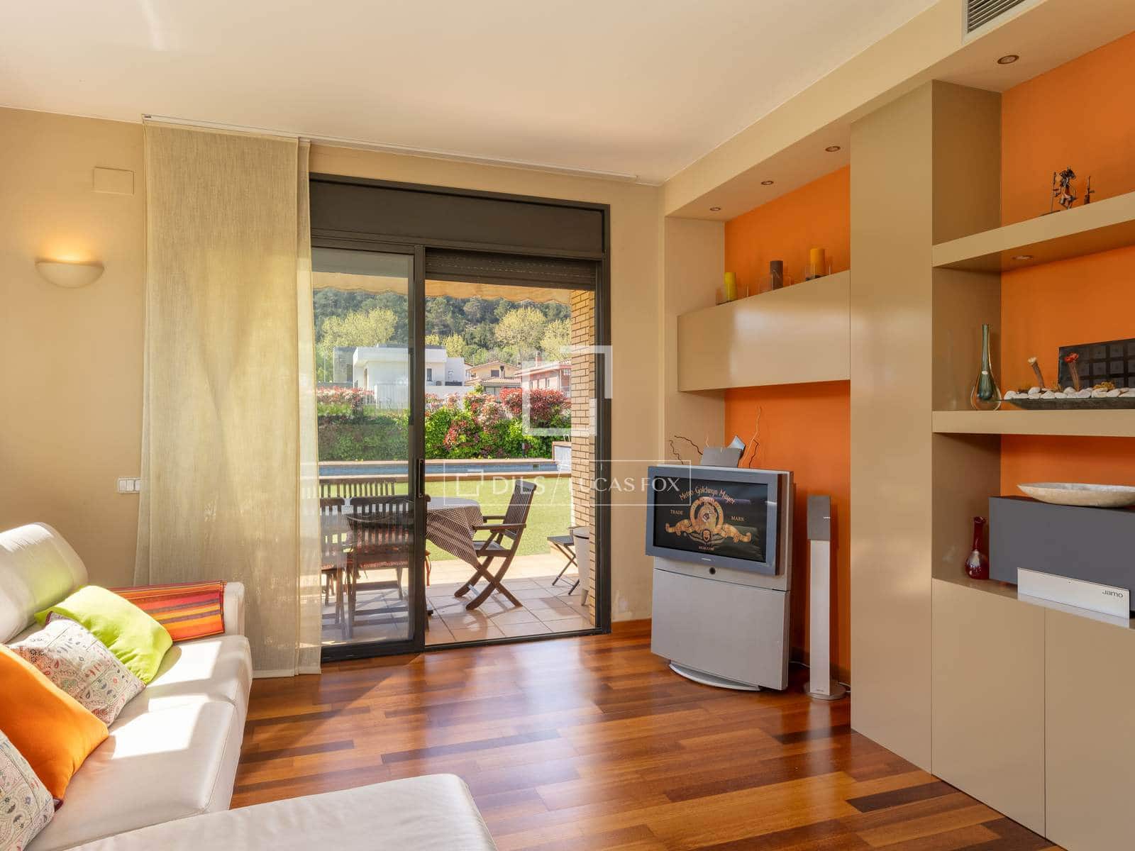 5 soveværelse Villa til salg i Sarria de Ter med swimmingpool - € 890.000 (Ref: 9782096)