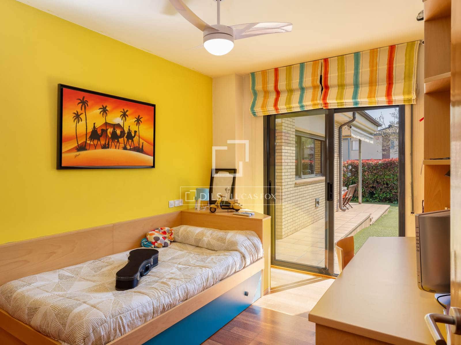 5 soveværelse Villa til salg i Sarria de Ter med swimmingpool - € 890.000 (Ref: 9782096)