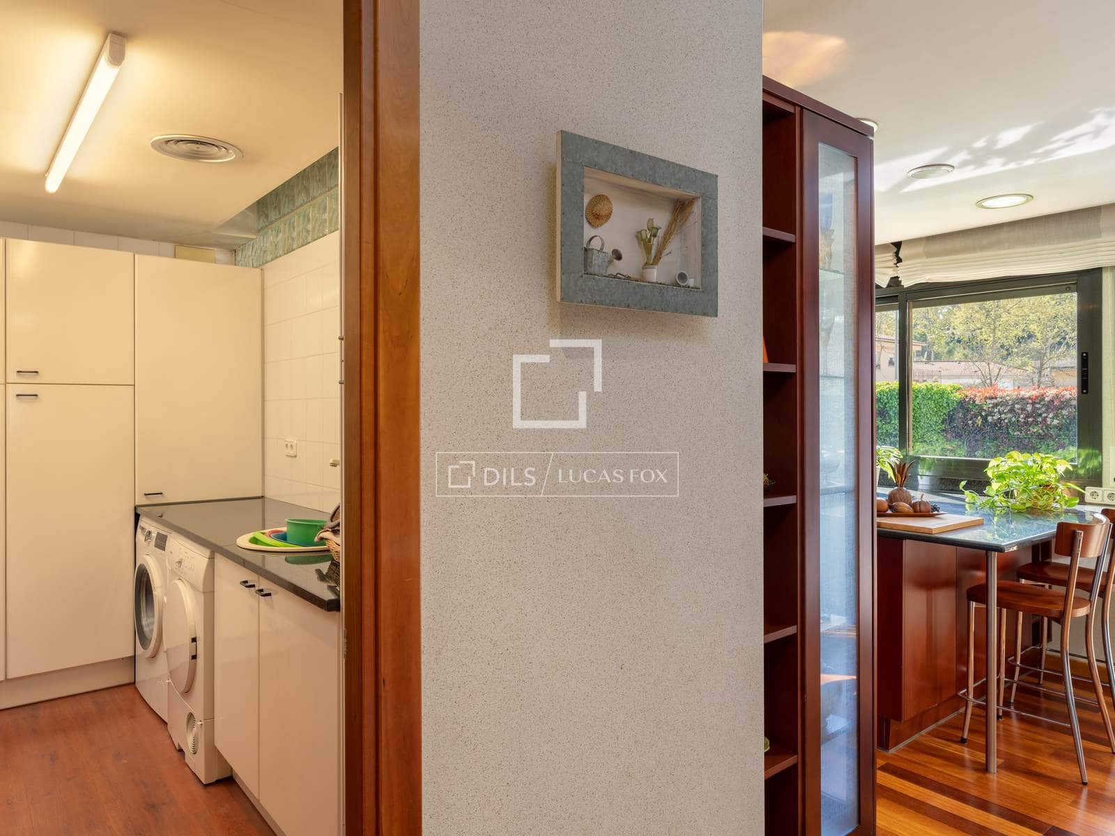 5 soveværelse Villa til salg i Sarria de Ter med swimmingpool - € 890.000 (Ref: 9782096)