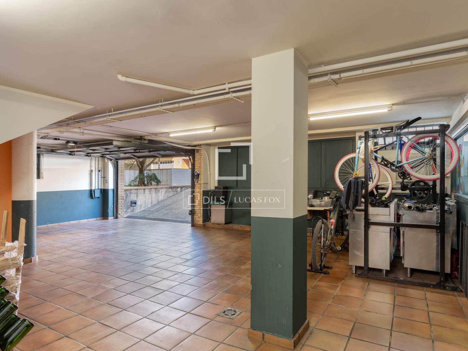 5 soveværelse Villa til salg i Sarria de Ter med swimmingpool - € 890.000 (Ref: 9782096)