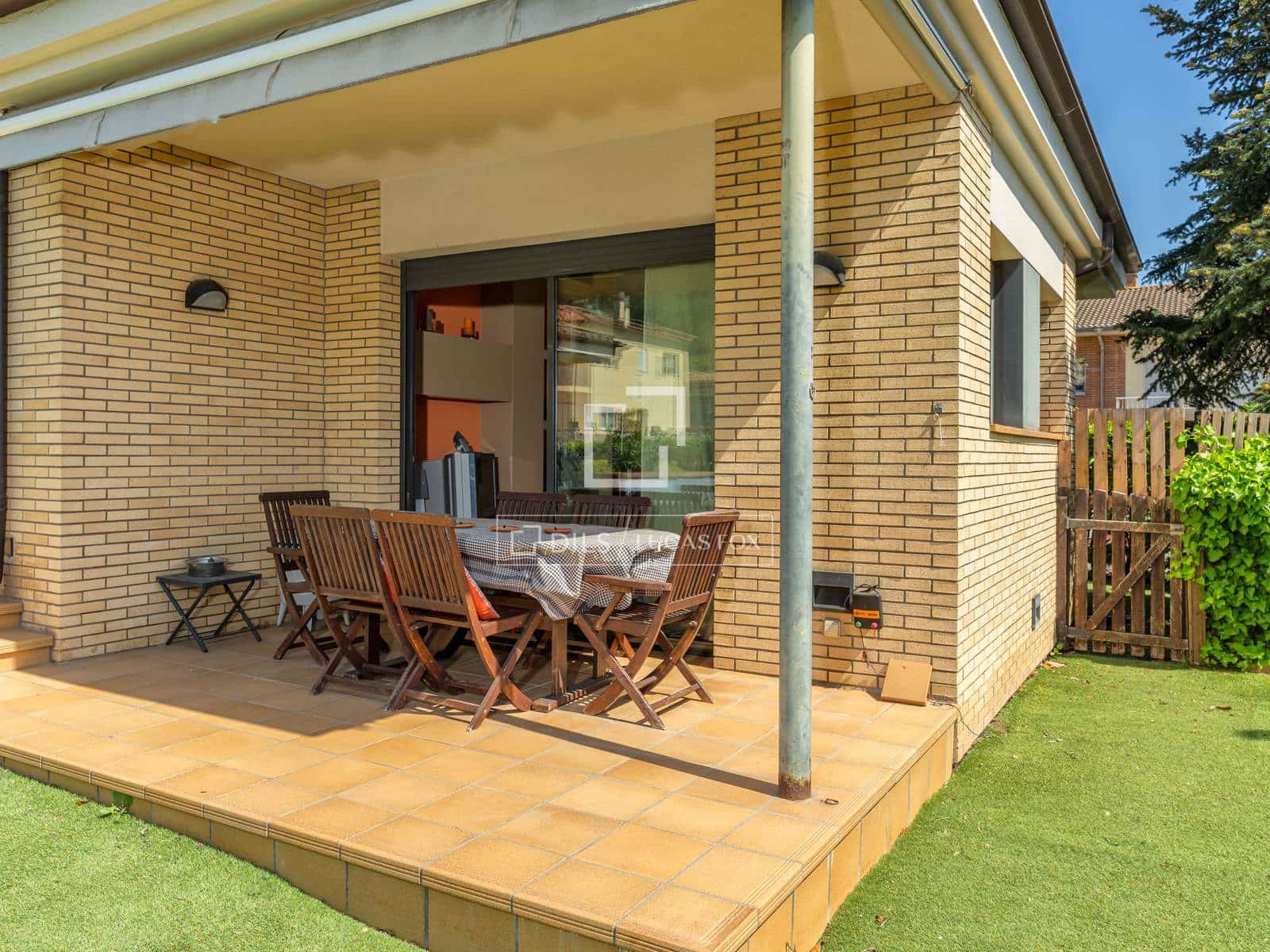 5 soveværelse Villa til salg i Sarria de Ter med swimmingpool - € 890.000 (Ref: 9782096)