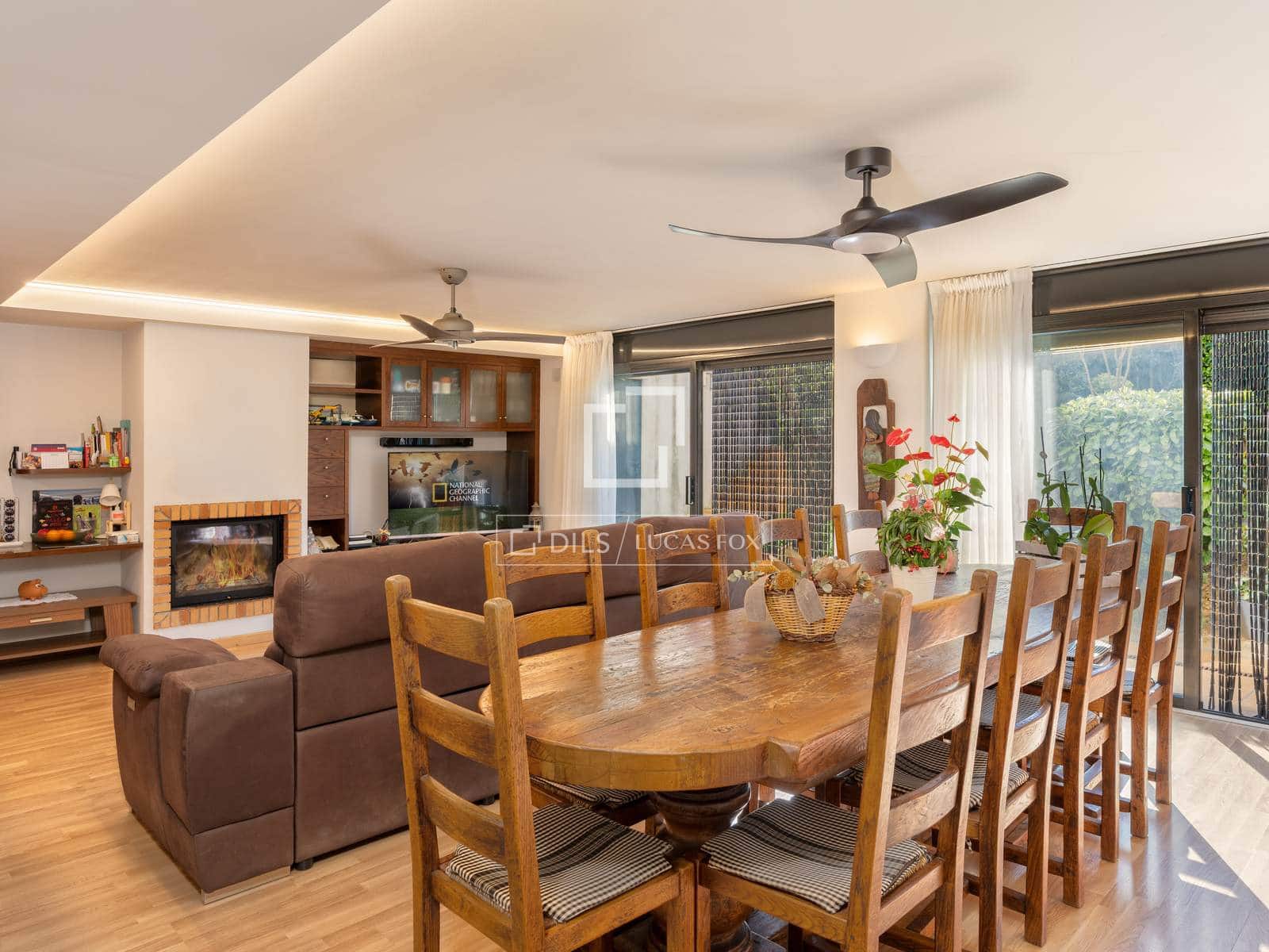 5 soveværelse Villa til salg i Sarria de Ter med swimmingpool - € 890.000 (Ref: 9782096)