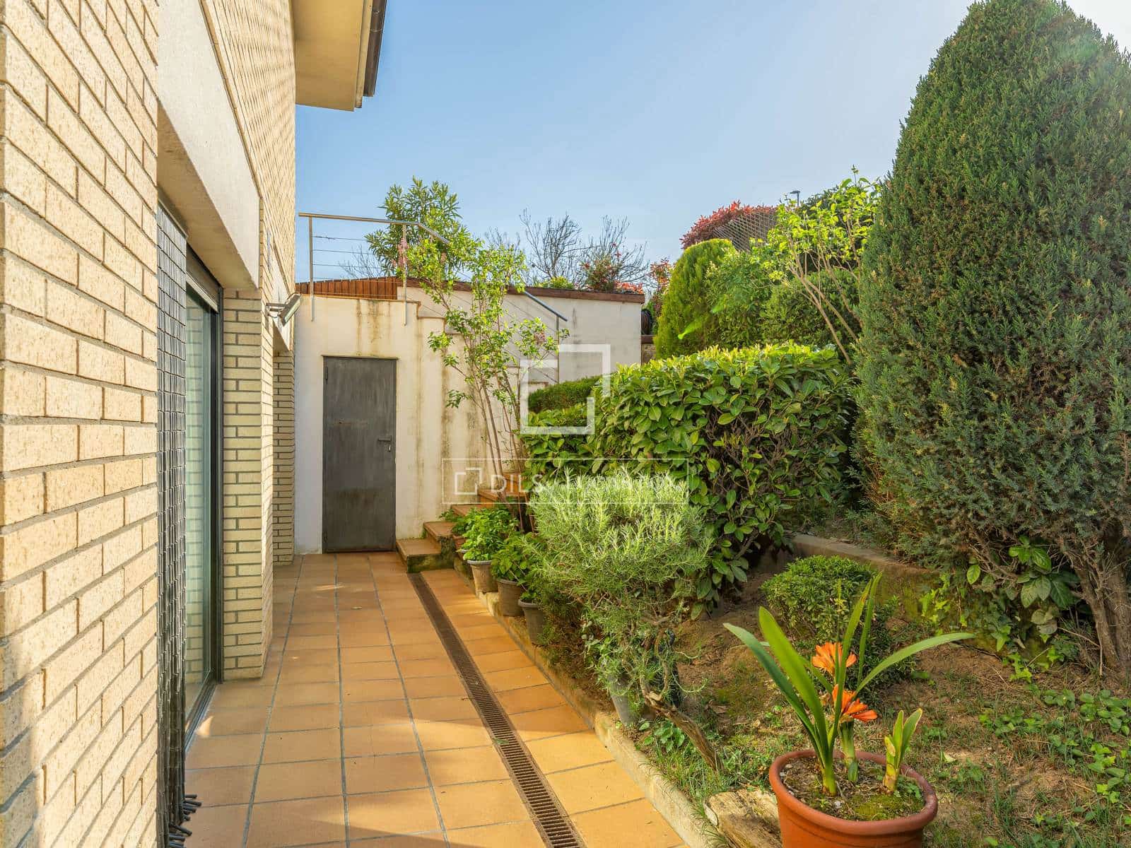 5 soveværelse Villa til salg i Sarria de Ter med swimmingpool - € 890.000 (Ref: 9782096)