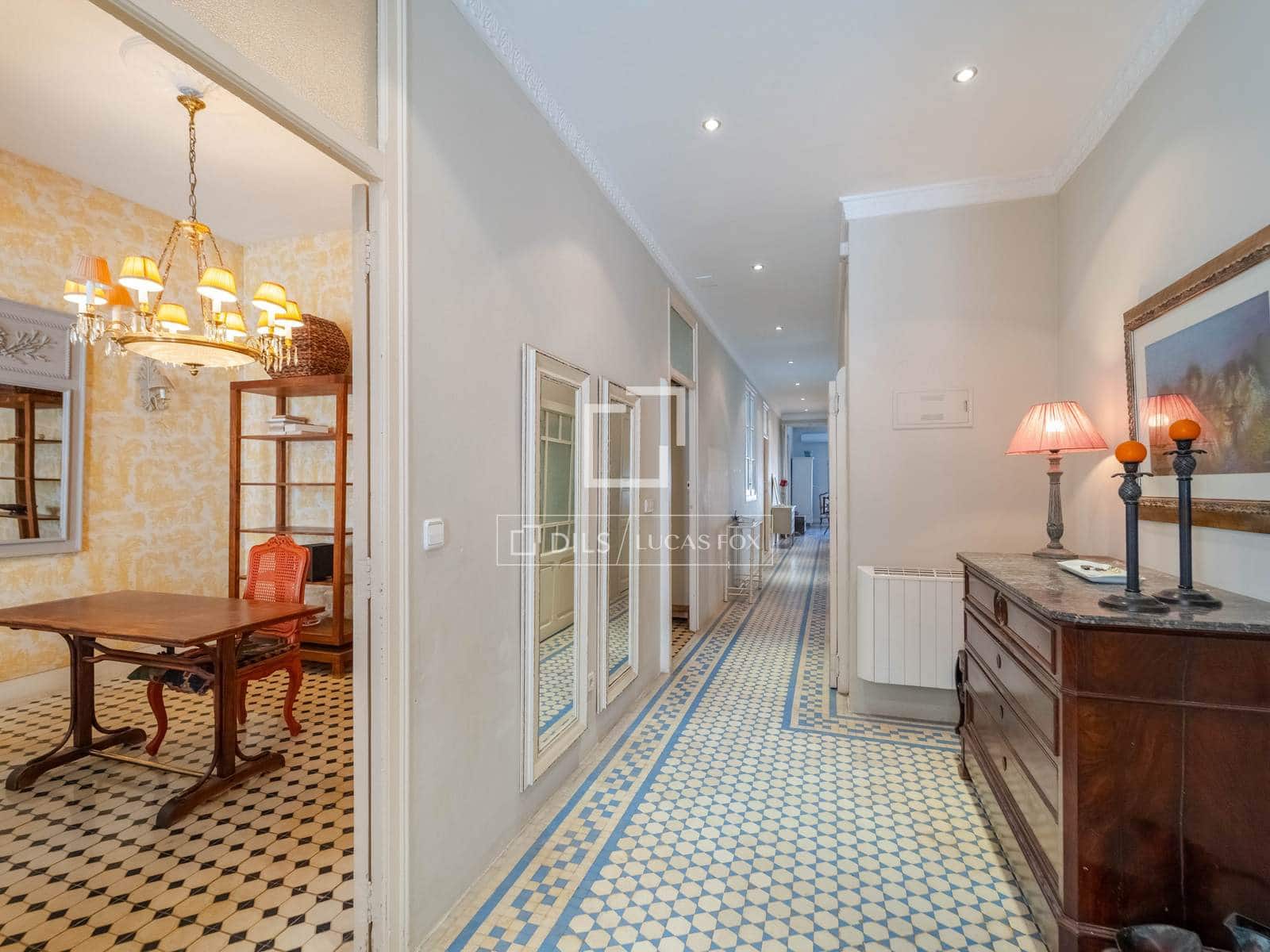 3 sypialnia Apartament do wynajęcia w Miasto Walencja - 2 900 € (Ref: 9782098)