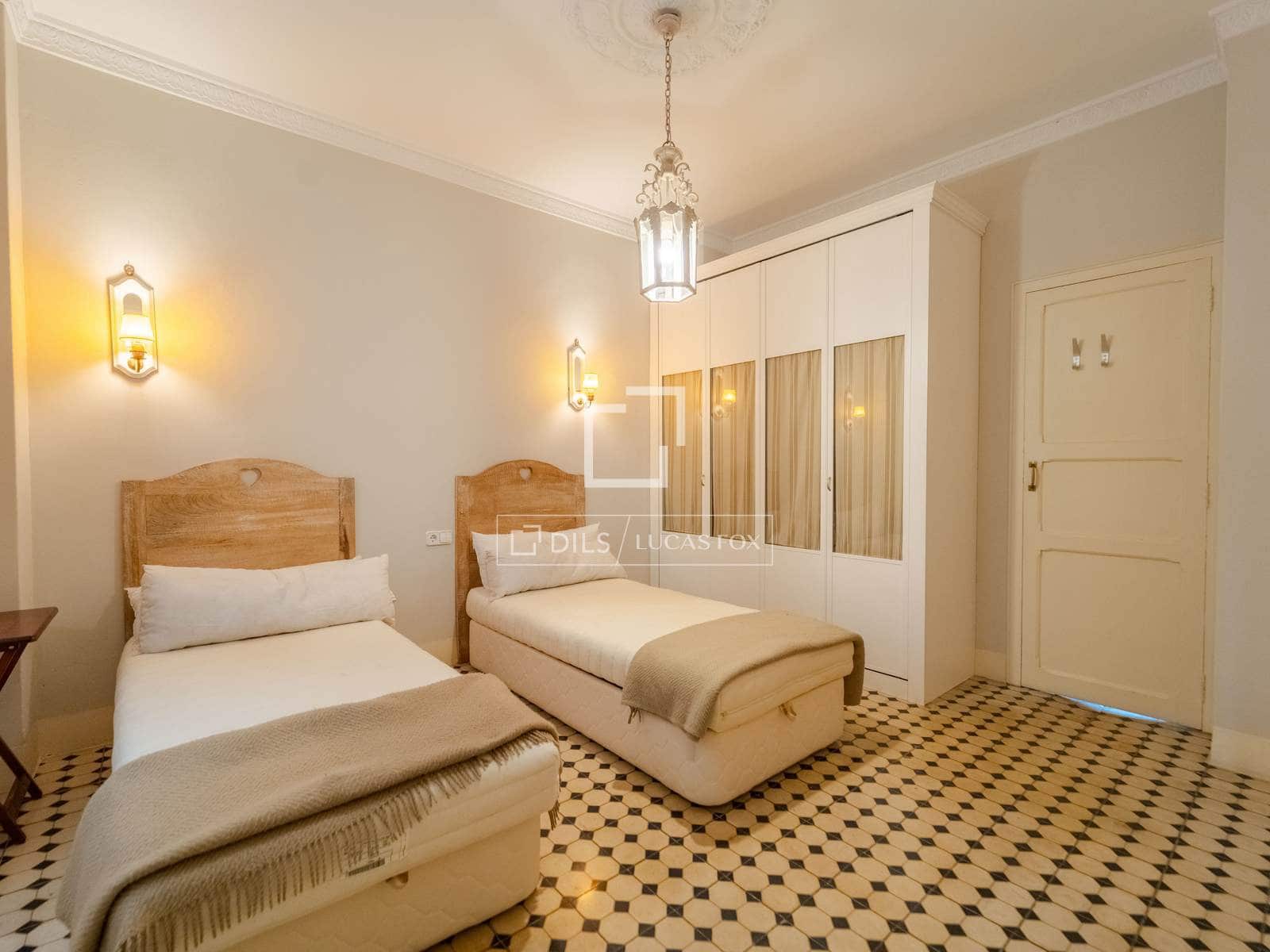 3 sypialnia Apartament do wynajęcia w Miasto Walencja - 2 900 € (Ref: 9782098)