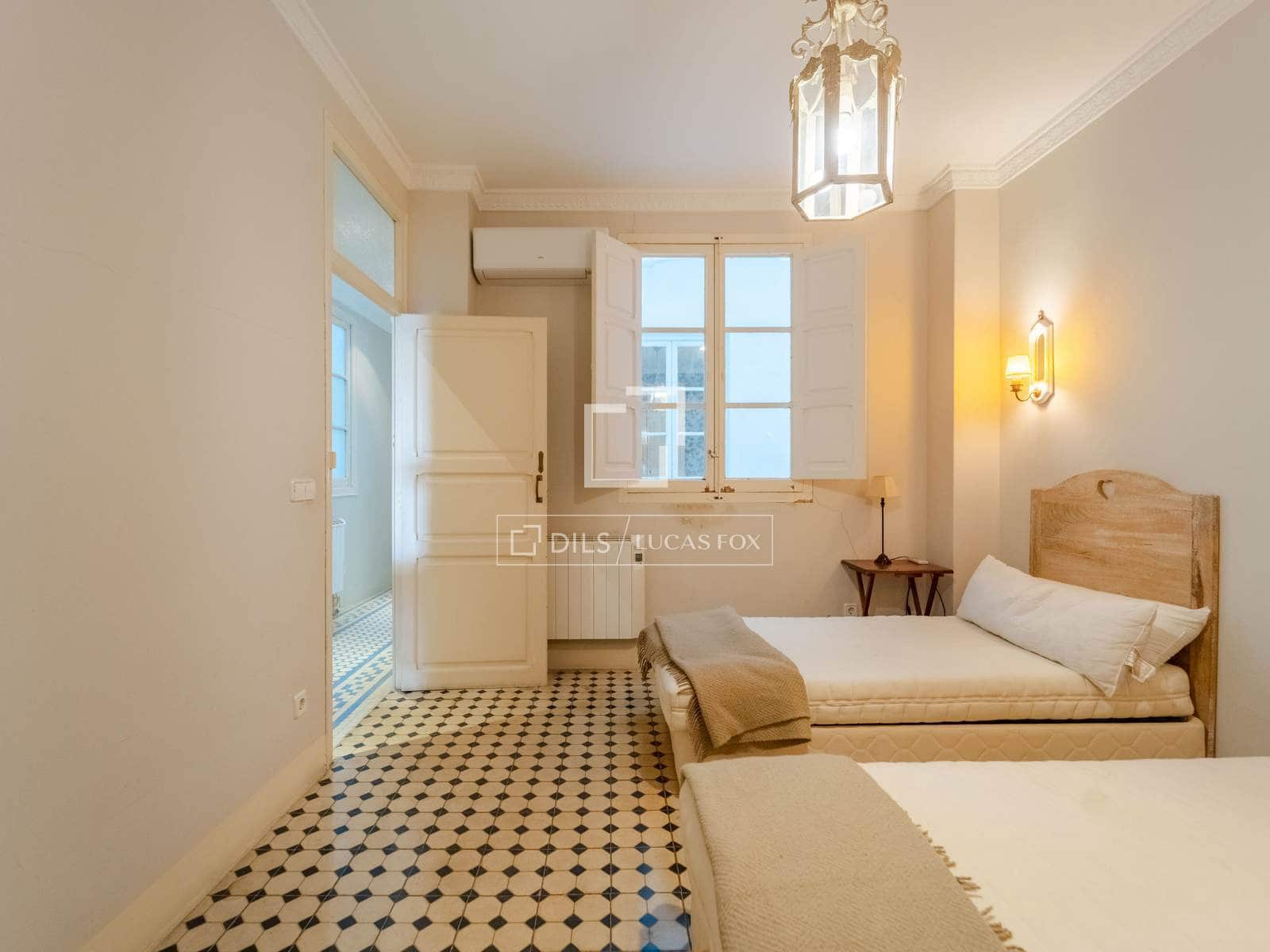 3 sypialnia Apartament do wynajęcia w Miasto Walencja - 2 900 € (Ref: 9782098)