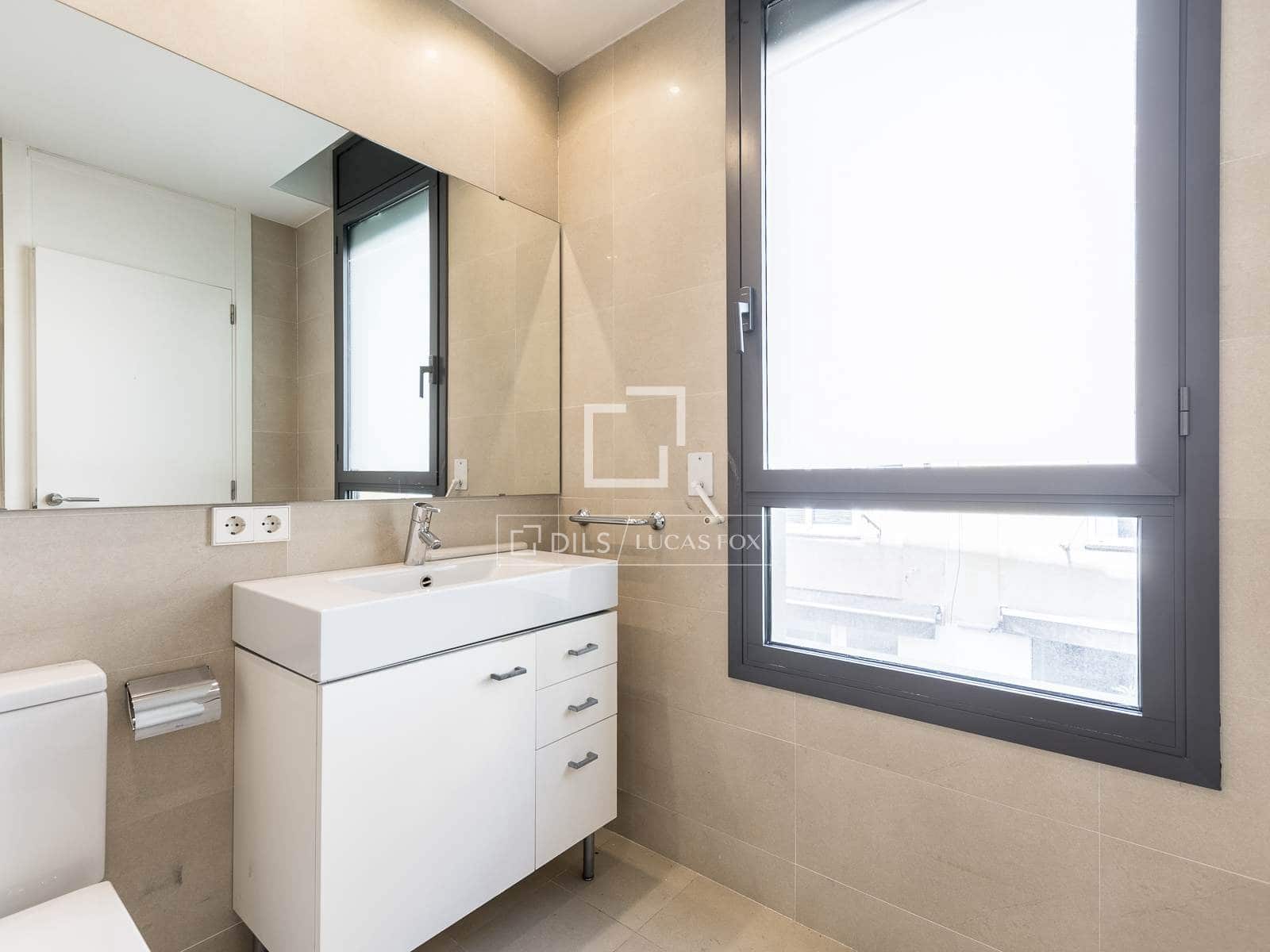 3 soverom Leilighet til salgs i Barcelona by med garasje - € 755 000 (Ref: 9782227)