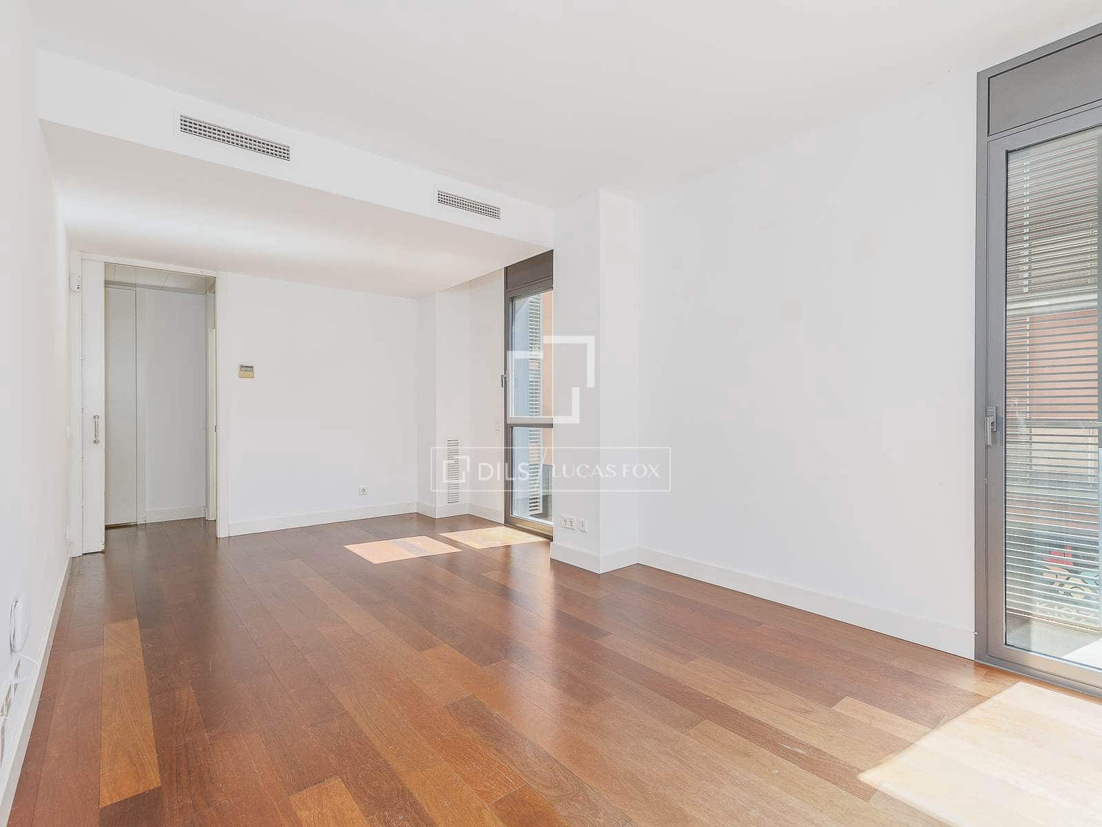 3 soverom Leilighet til salgs i Barcelona by med garasje - € 755 000 (Ref: 9782227)