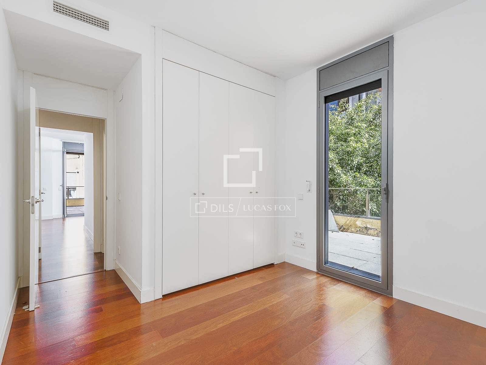 3 soverom Leilighet til salgs i Barcelona by med garasje - € 755 000 (Ref: 9782227)