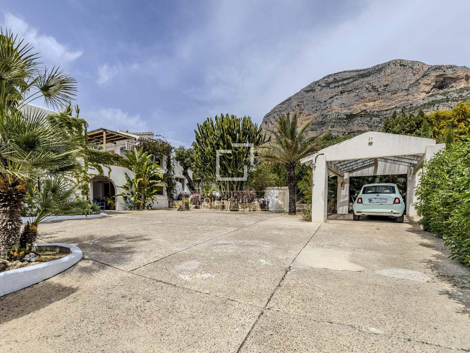 5 soveværelse Villa til salg i Javea / Xabia med swimmingpool garage - € 1.350.000 (Ref: 9782228)