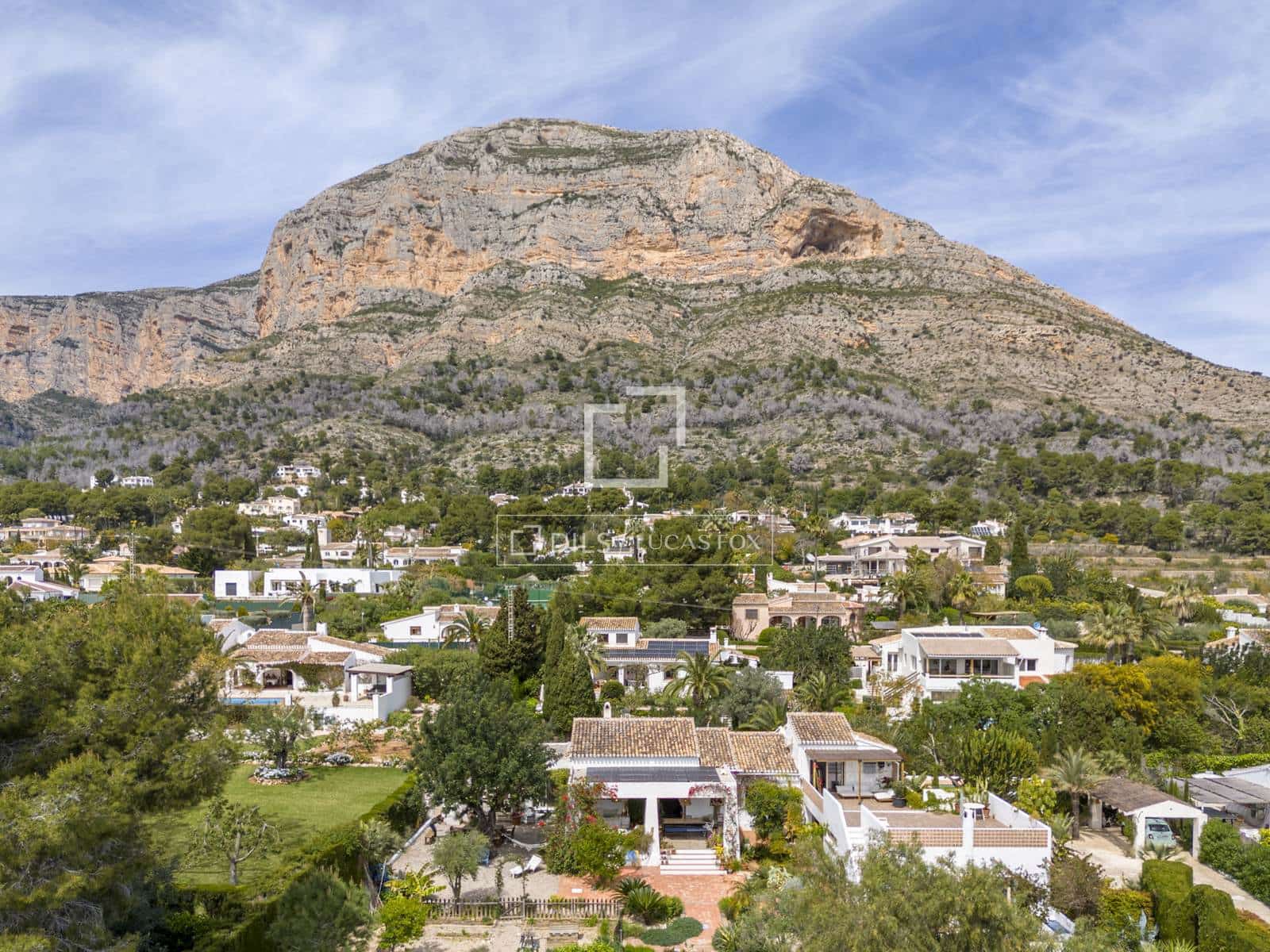 5 soveværelse Villa til salg i Javea / Xabia med swimmingpool garage - € 1.350.000 (Ref: 9782228)