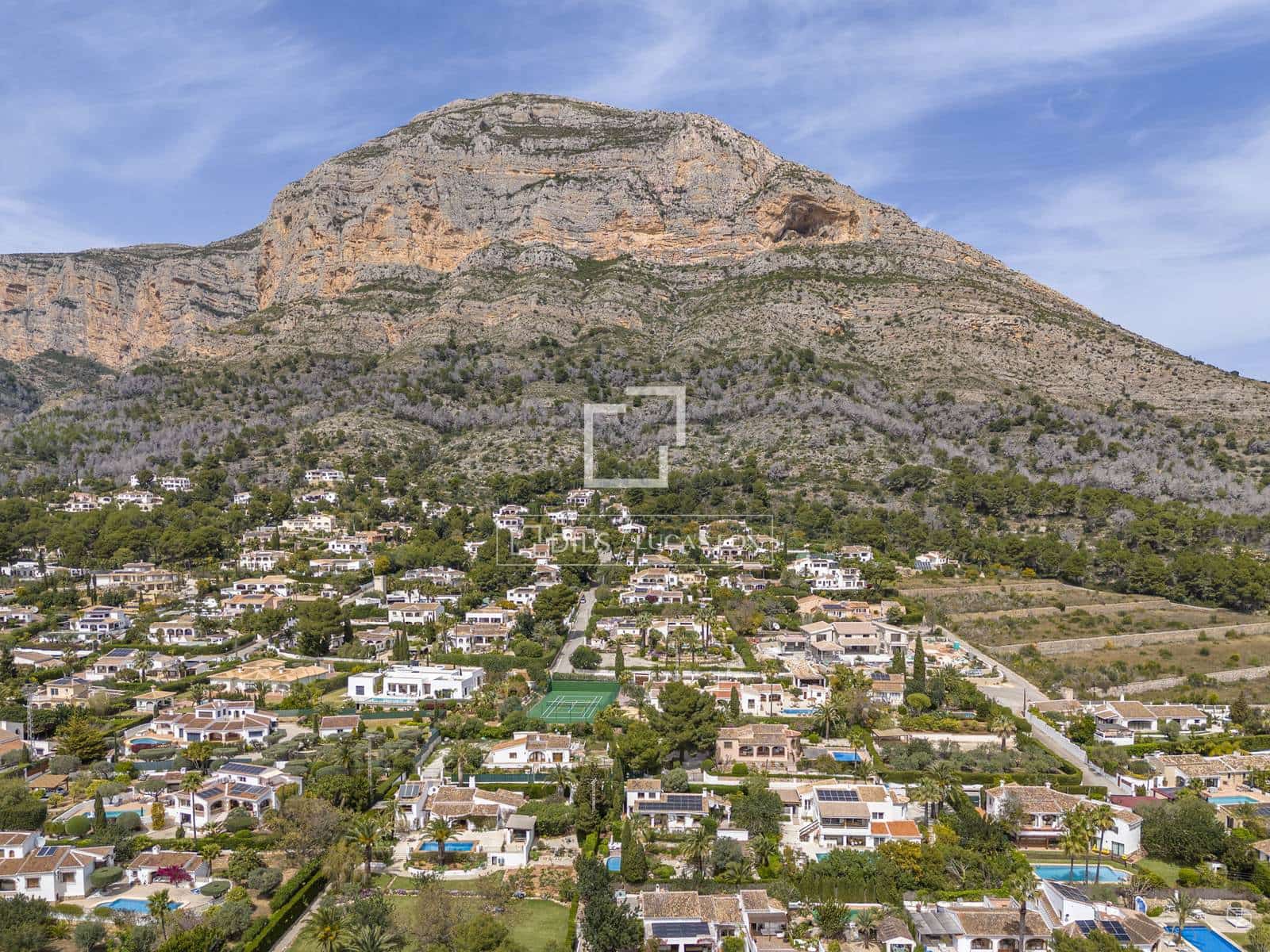 5 soveværelse Villa til salg i Javea / Xabia med swimmingpool garage - € 1.350.000 (Ref: 9782228)