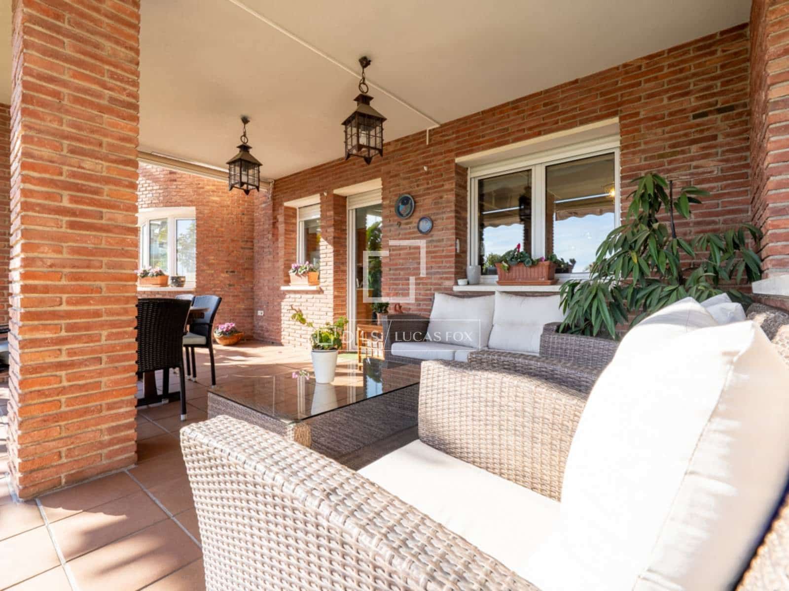 5 sypialnia Willa na sprzedaż w Miasto Tarragona z basenem garażem - 1 148 000 € (Ref: 9782229)