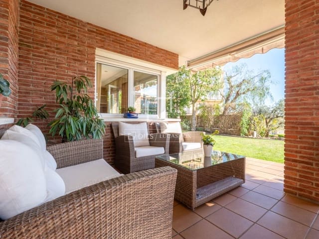 5 chambre Villa/Maison à vendre à Tarragone ville avec piscine garage - 1 148 000 € (Ref: 9782229)