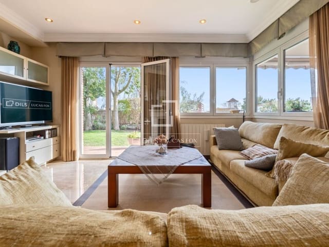 5 chambre Villa/Maison à vendre à Tarragone ville avec piscine garage - 1 148 000 € (Ref: 9782229)