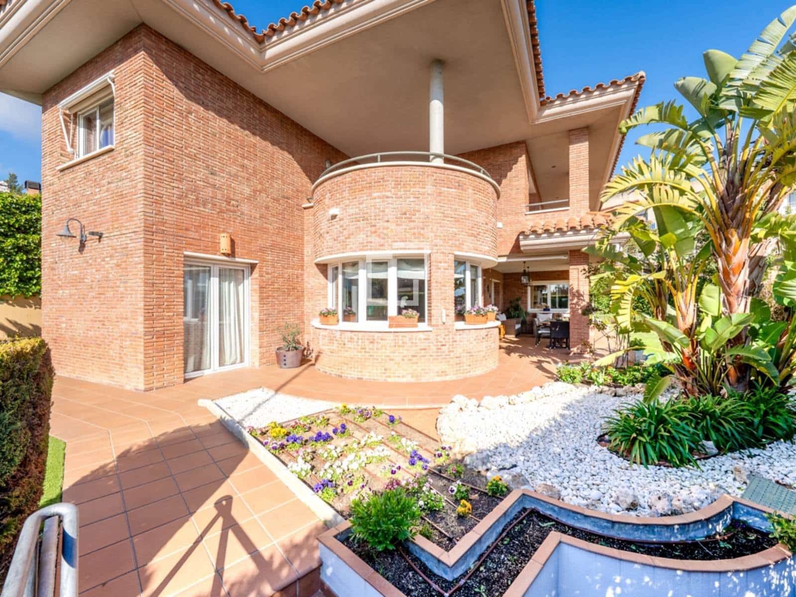 5 sypialnia Willa na sprzedaż w Miasto Tarragona z basenem garażem - 1 148 000 € (Ref: 9782229)