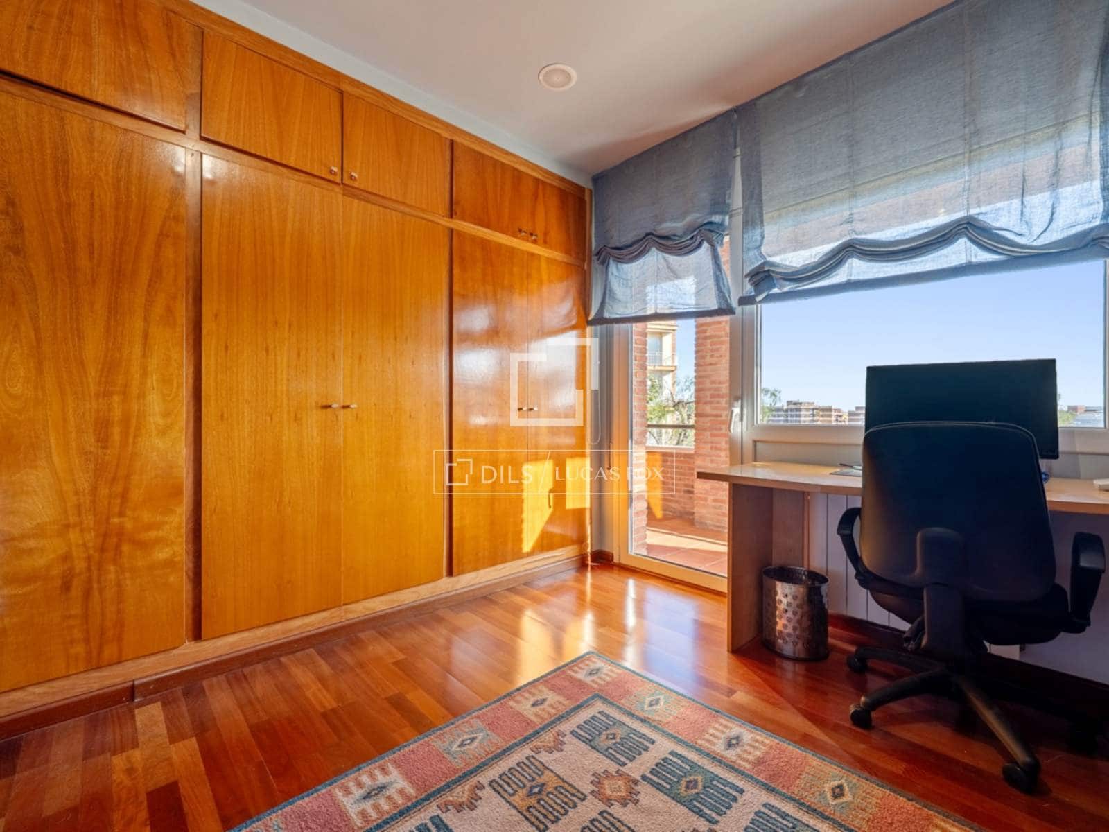 5 sypialnia Willa na sprzedaż w Miasto Tarragona z basenem garażem - 1 148 000 € (Ref: 9782229)