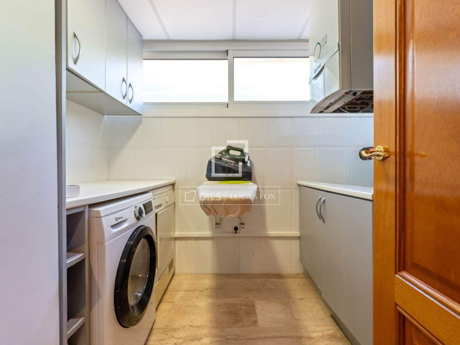 5 sypialnia Willa na sprzedaż w Miasto Tarragona z basenem garażem - 1 148 000 € (Ref: 9782229)