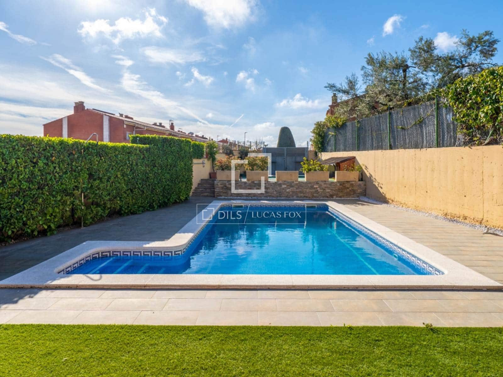 5 sypialnia Willa na sprzedaż w Miasto Tarragona z basenem garażem - 1 148 000 € (Ref: 9782229)