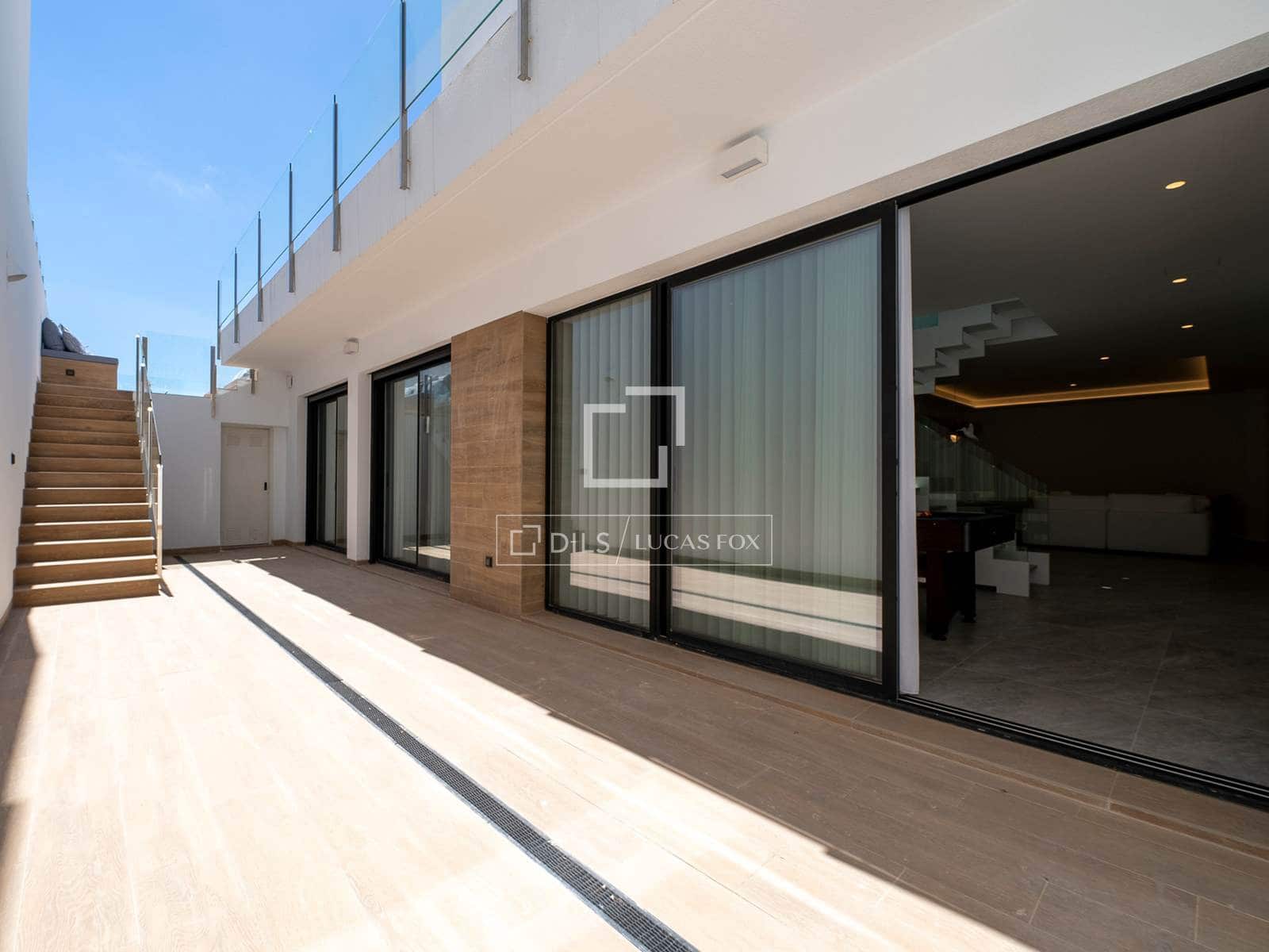 4 soverom Villa til salgs i Finestrat med svømmebasseng garasje - € 1 350 000 (Ref: 9782405)