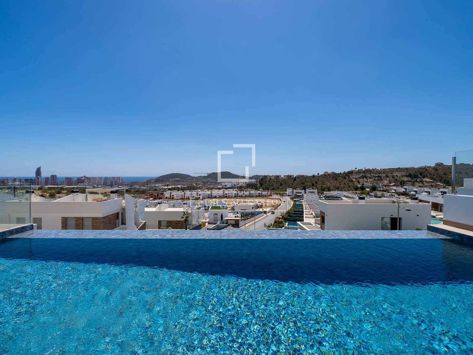 4 soverom Villa til salgs i Finestrat med svømmebasseng garasje - € 1 350 000 (Ref: 9782405)