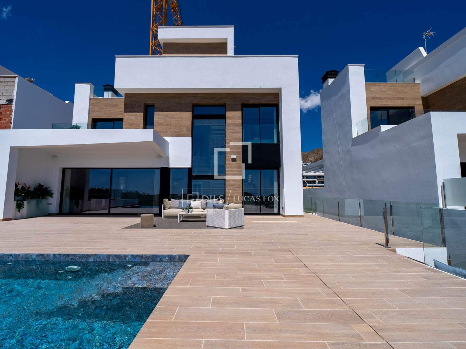 4 soverom Villa til salgs i Finestrat med svømmebasseng garasje - € 1 350 000 (Ref: 9782405)