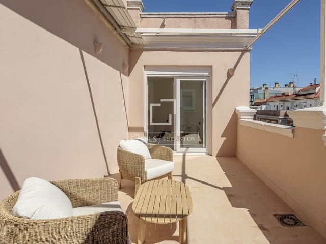 2 soveværelse Lejlighed til salg i Rios Rosas, Madrid by - € 1.350.000 (Ref: 9782406)