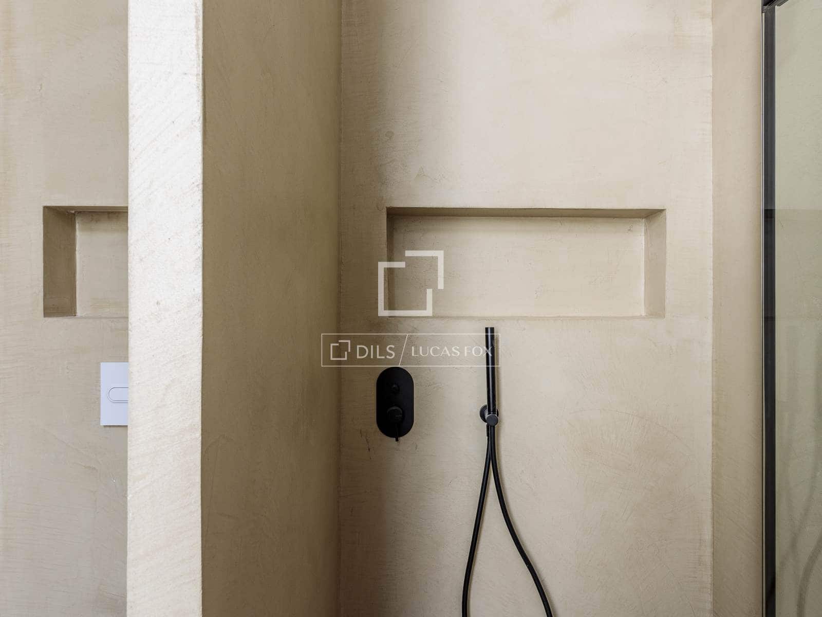 2 soveværelse Lejlighed til salg i Madrid by - € 1.350.000 (Ref: 9782406)