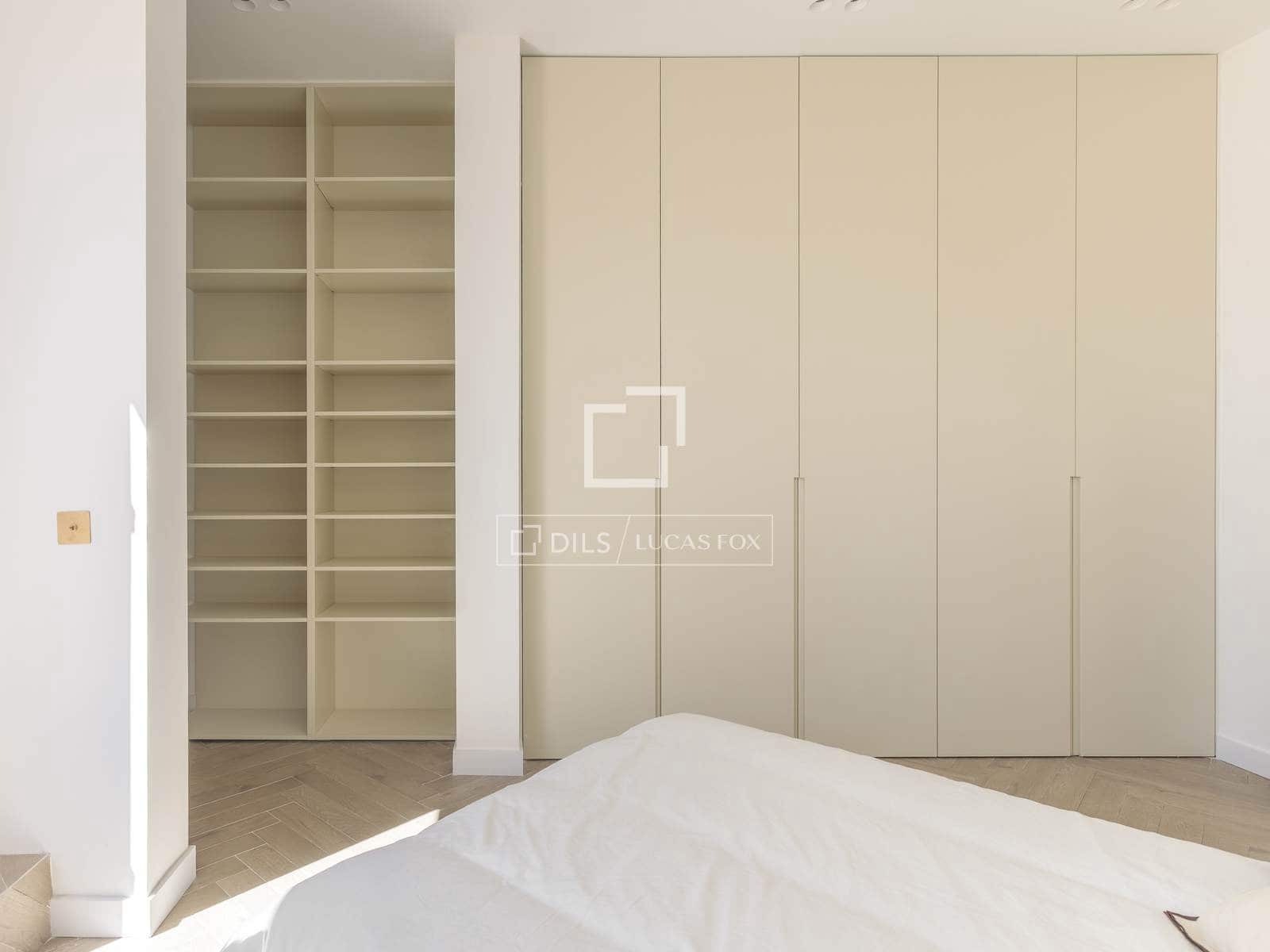 2 soveværelse Lejlighed til salg i Madrid by - € 1.350.000 (Ref: 9782406)