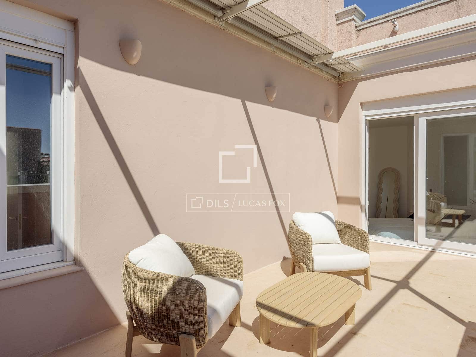 2 soveværelse Lejlighed til salg i Madrid by - € 1.350.000 (Ref: 9782406)