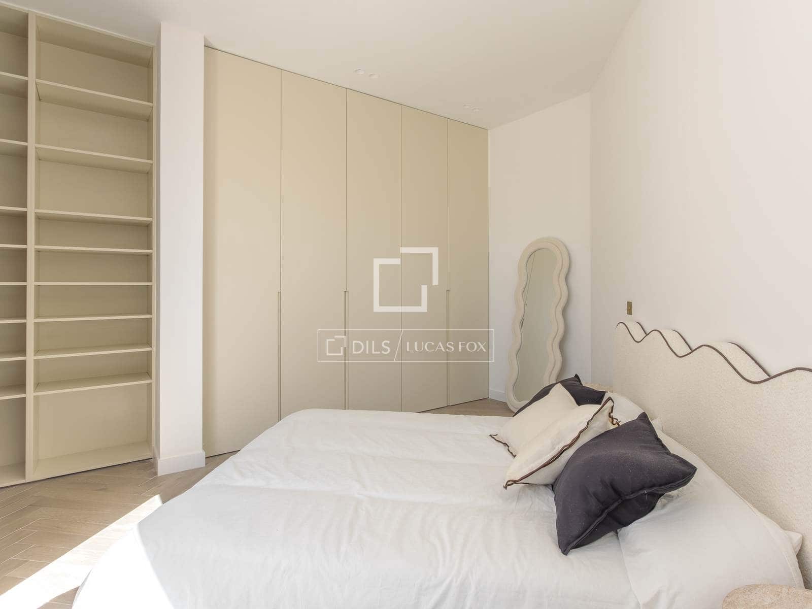 2 soveværelse Lejlighed til salg i Madrid by - € 1.350.000 (Ref: 9782406)