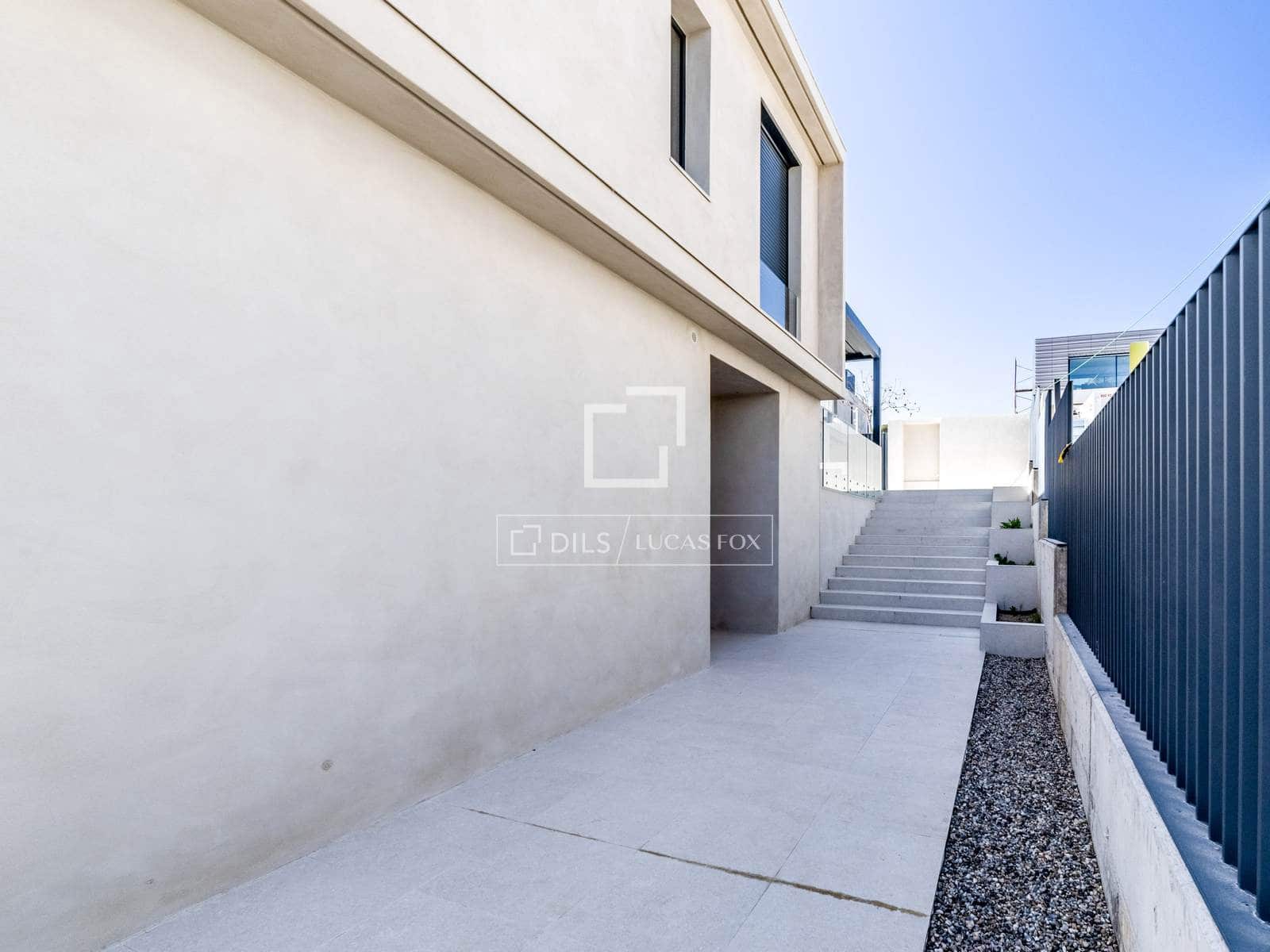 5 chambre Villa/Maison à vendre à Sitges avec piscine garage - 2 600 000 € (Ref: 9782408)