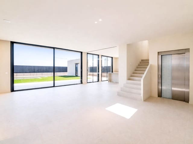 5 chambre Villa/Maison à vendre à Sitges avec piscine garage - 2 600 000 € (Ref: 9782408)