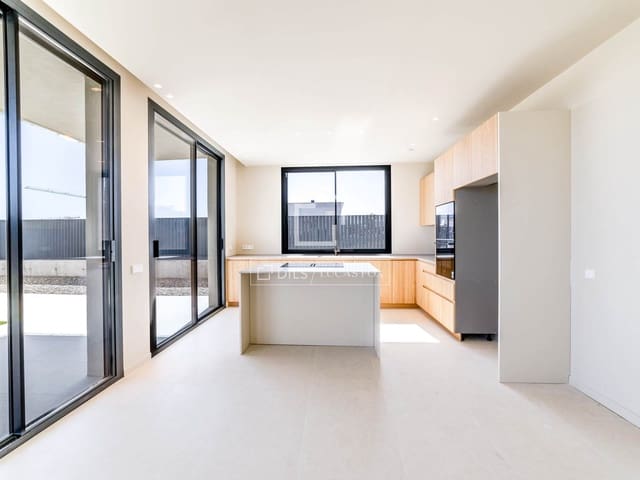 5 chambre Villa/Maison à vendre à Sitges avec piscine garage - 2 600 000 € (Ref: 9782408)