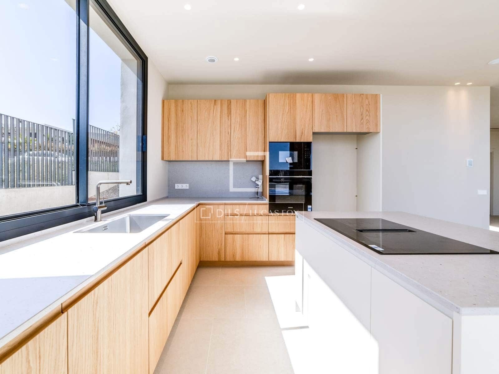 5 chambre Villa/Maison à vendre à Sitges avec piscine garage - 2 600 000 € (Ref: 9782408)