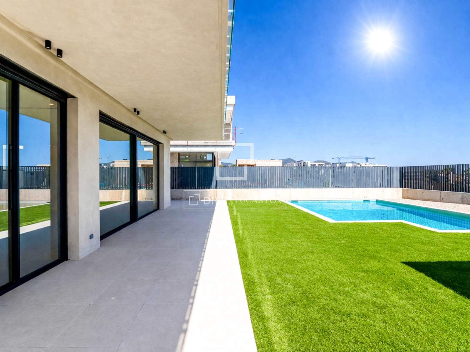 5 chambre Villa/Maison à vendre à Sitges avec piscine garage - 2 600 000 € (Ref: 9782408)