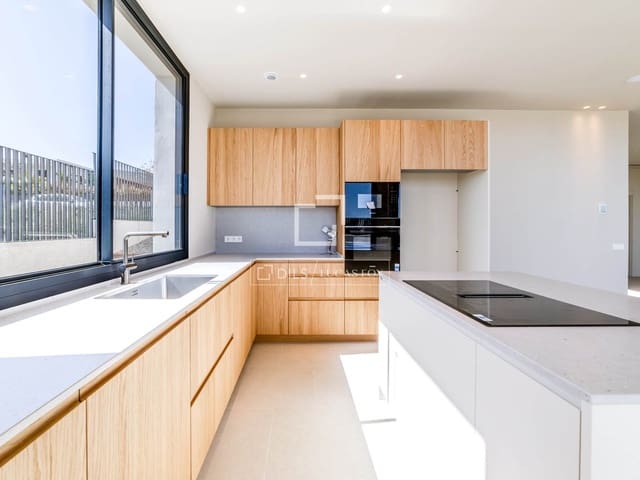 5 chambre Villa/Maison à vendre à Sitges avec piscine garage - 2 600 000 € (Ref: 9782408)