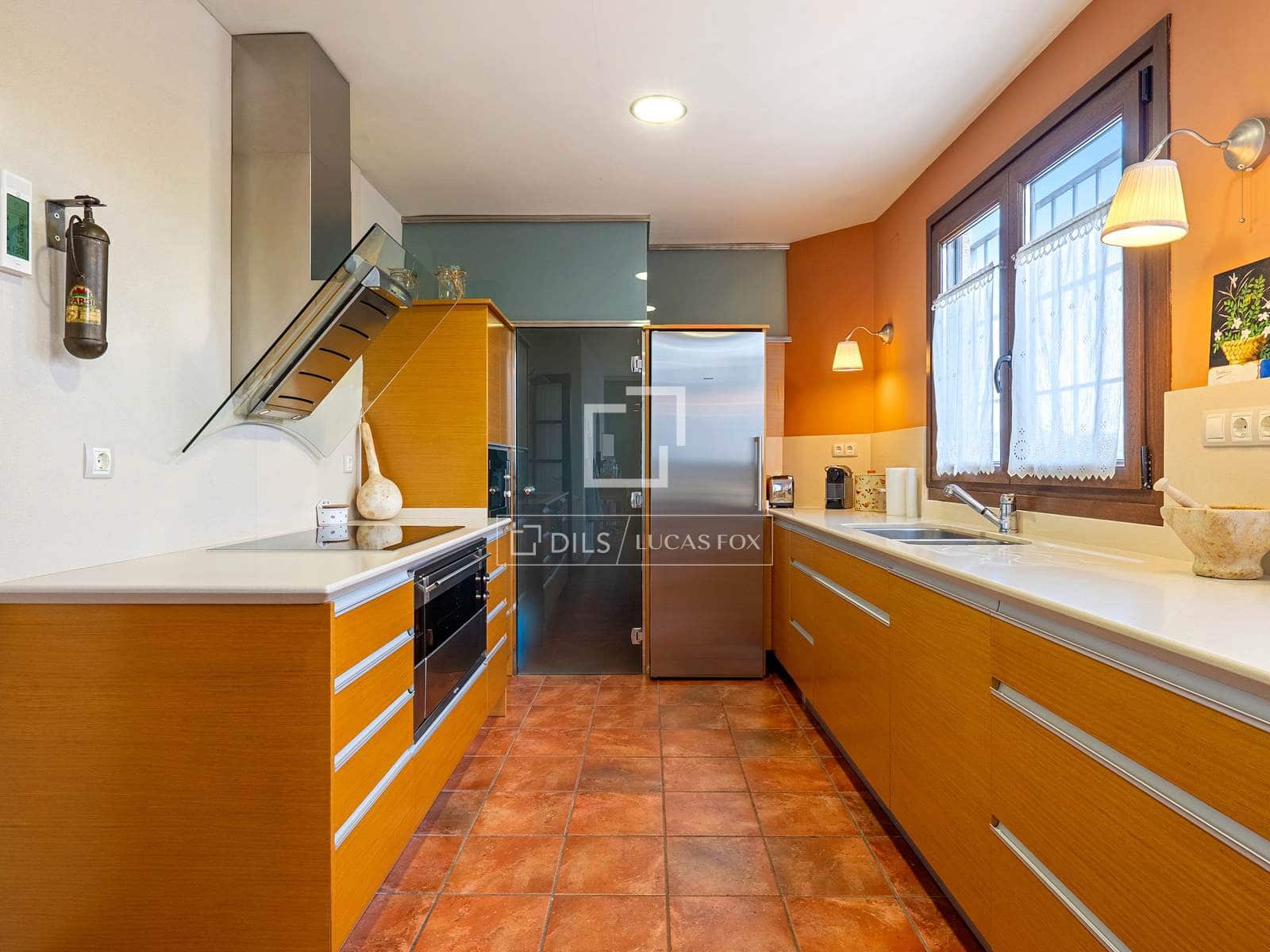 7 chambre Villa/Maison à vendre à El Catllar avec piscine garage - 750 000 € (Ref: 9782409)