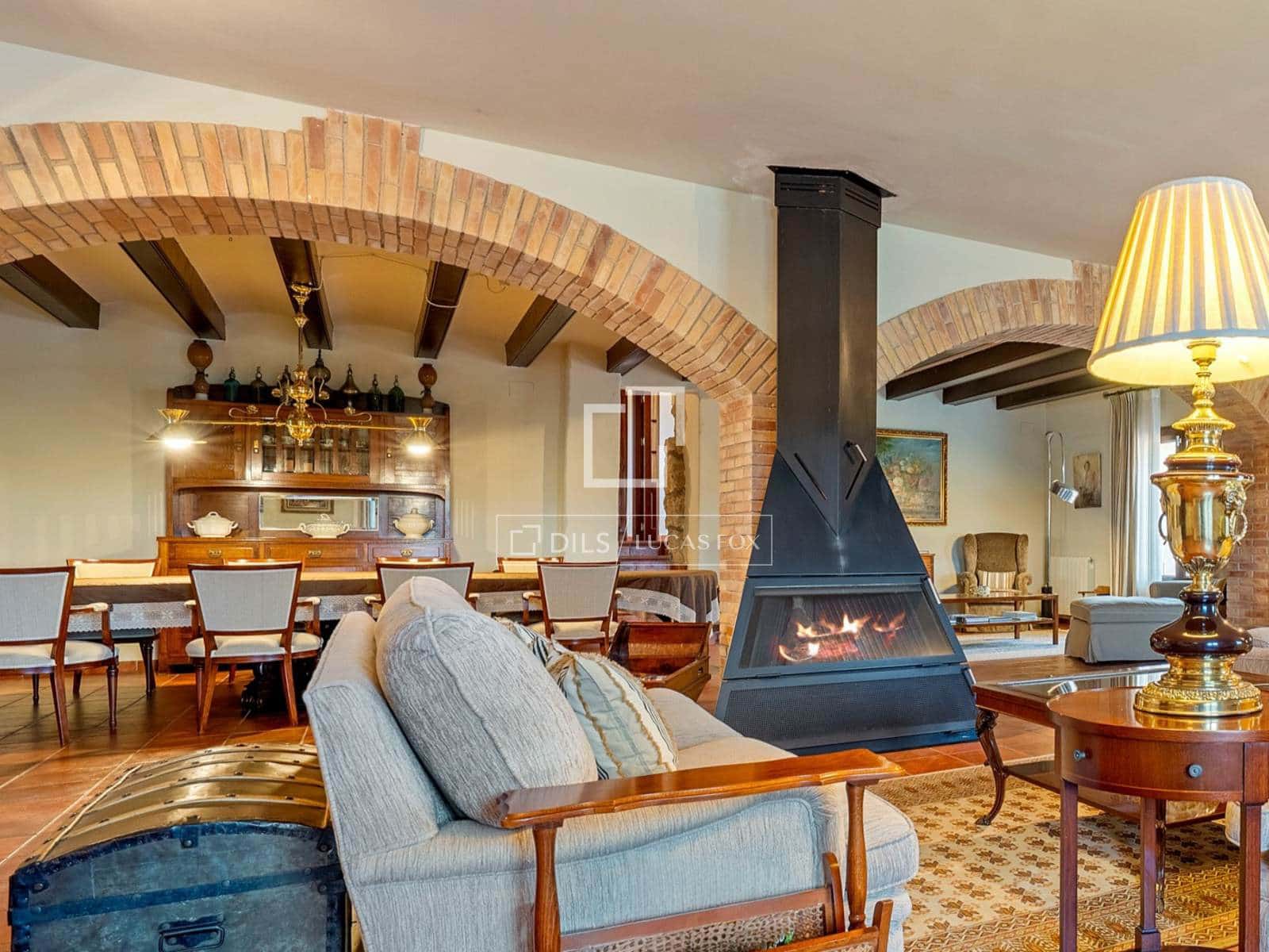 7 chambre Villa/Maison à vendre à El Catllar avec piscine garage - 750 000 € (Ref: 9782409)