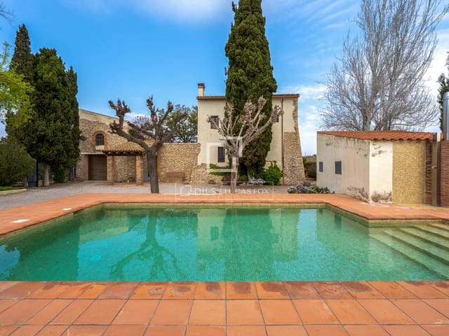 7 chambre Villa/Maison à vendre à El Catllar avec piscine garage - 750 000 € (Ref: 9782409)
