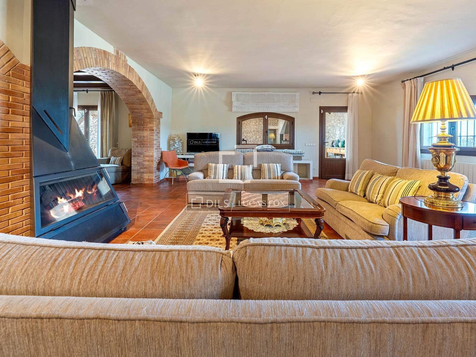 7 chambre Villa/Maison à vendre à El Catllar avec piscine garage - 750 000 € (Ref: 9782409)