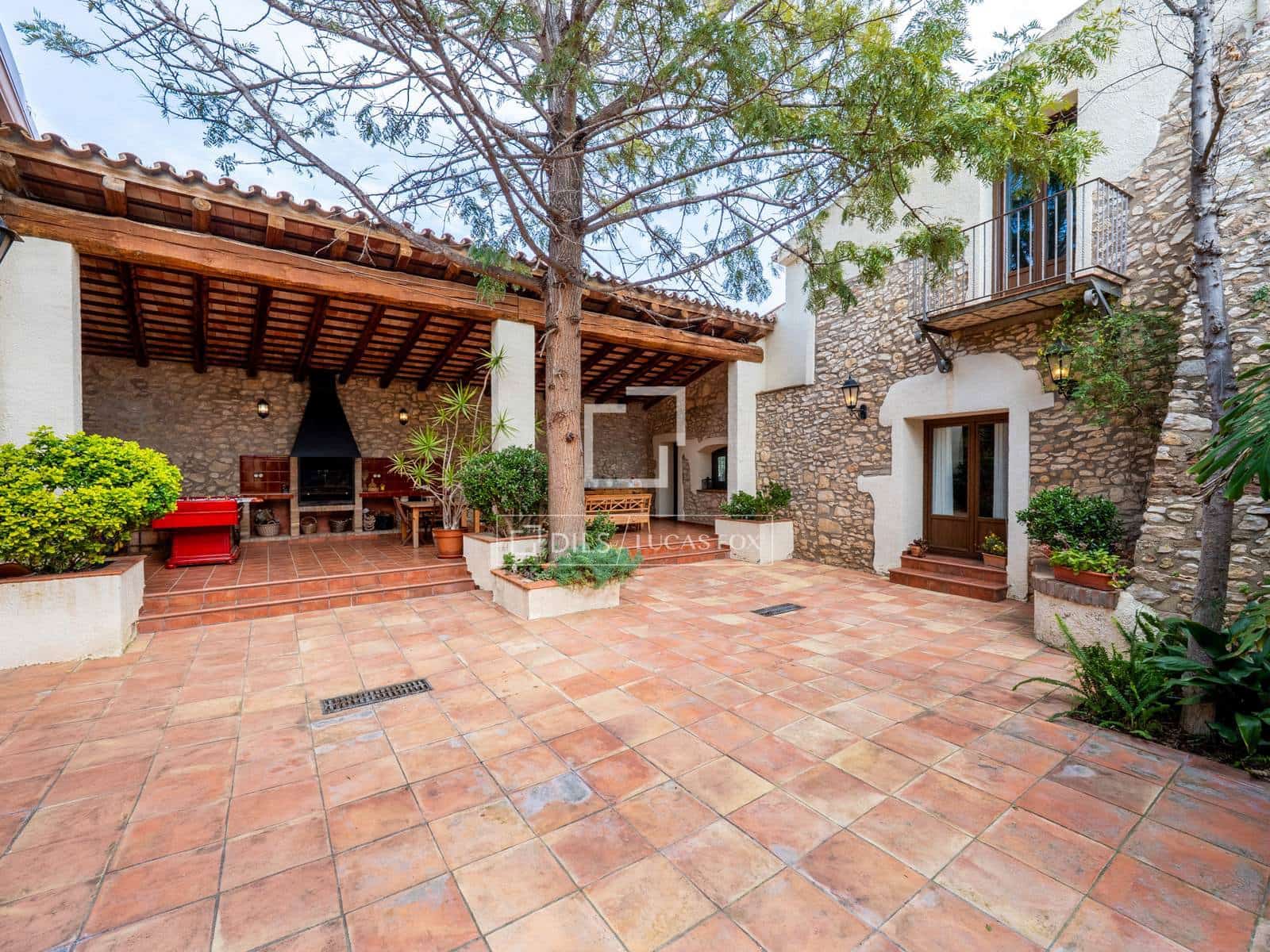 7 chambre Villa/Maison à vendre à El Catllar avec piscine garage - 750 000 € (Ref: 9782409)