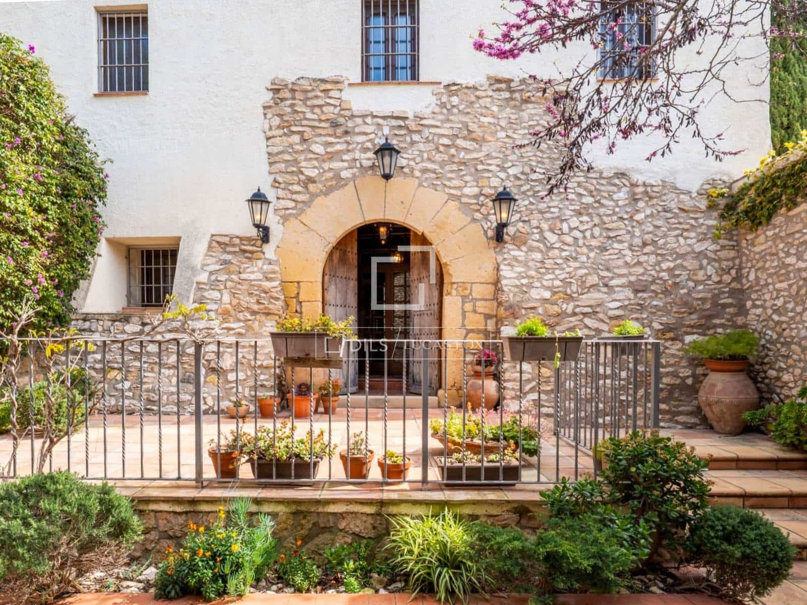 7 chambre Villa/Maison à vendre à El Catllar avec piscine garage - 750 000 € (Ref: 9782409)