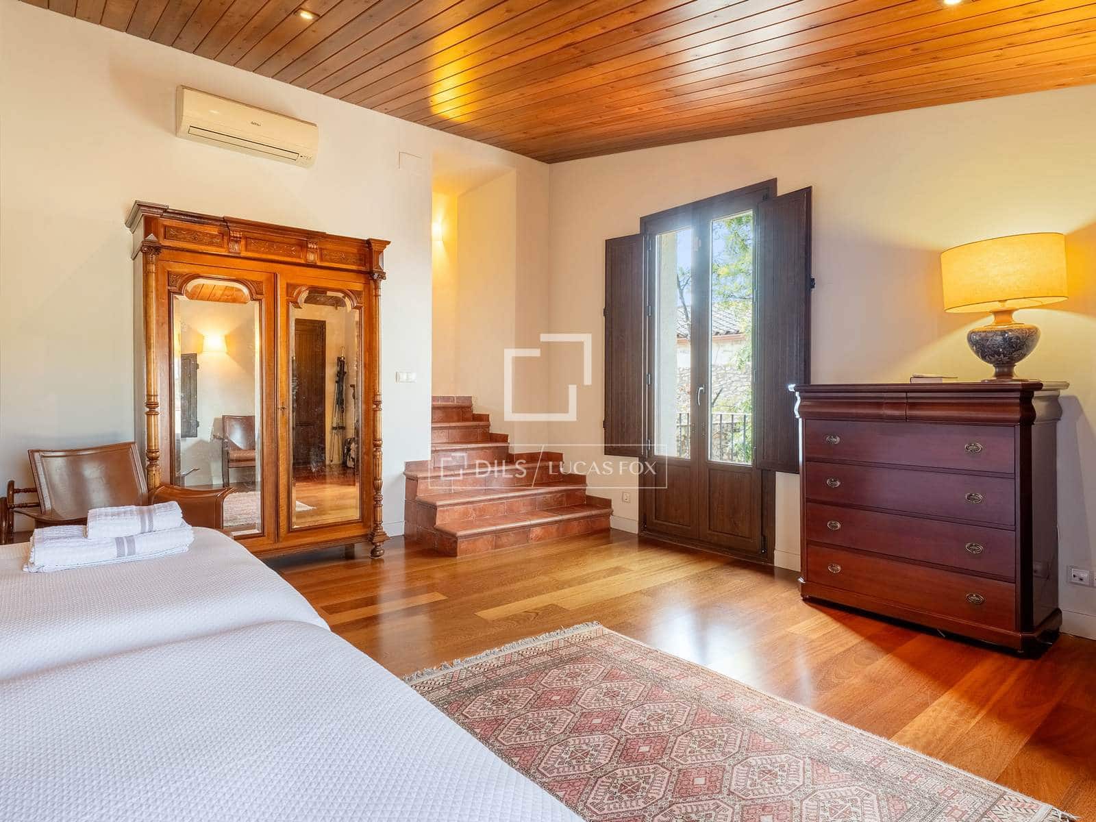7 chambre Villa/Maison à vendre à El Catllar avec piscine garage - 750 000 € (Ref: 9782409)