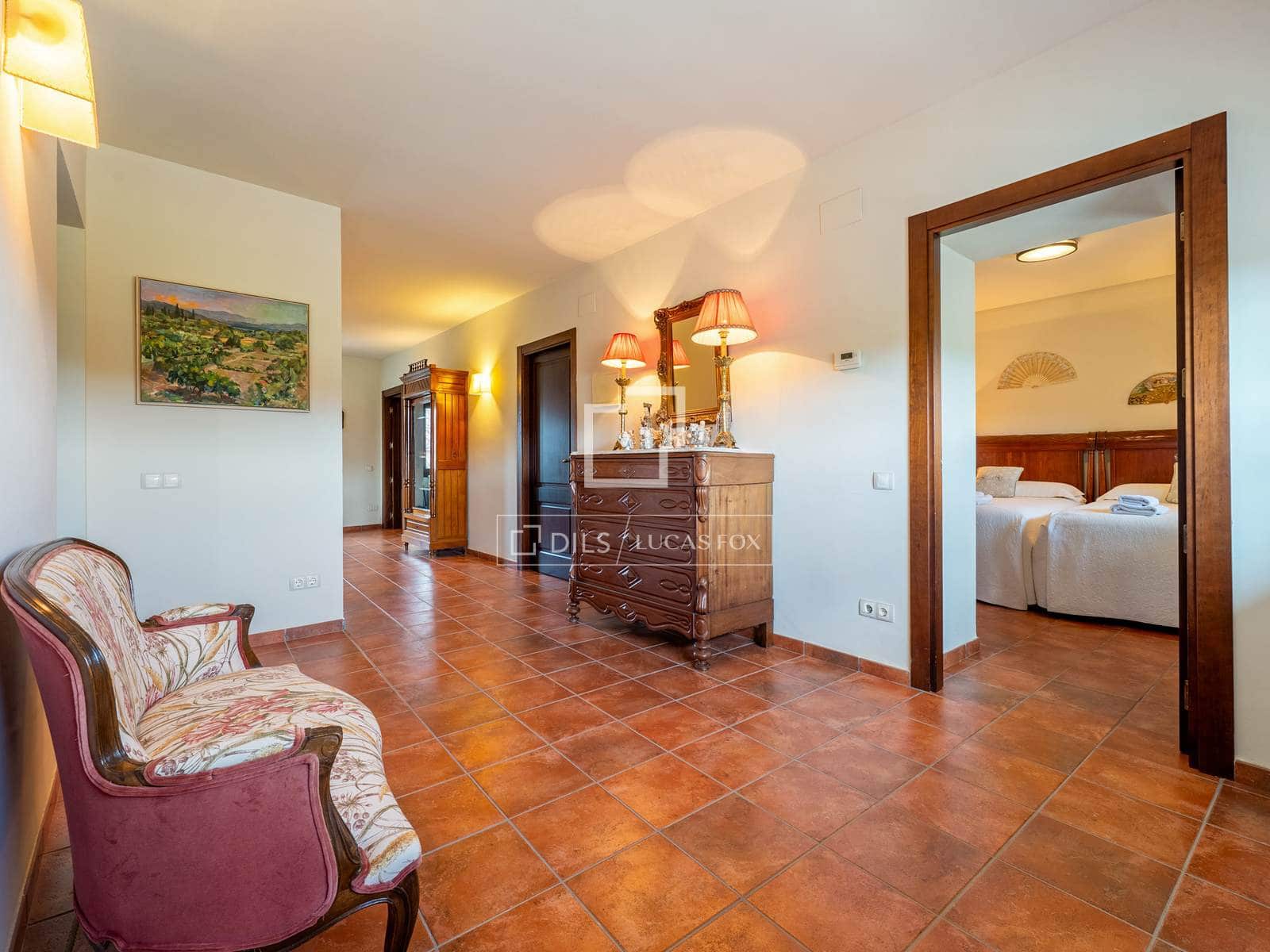 7 chambre Villa/Maison à vendre à El Catllar avec piscine garage - 750 000 € (Ref: 9782409)