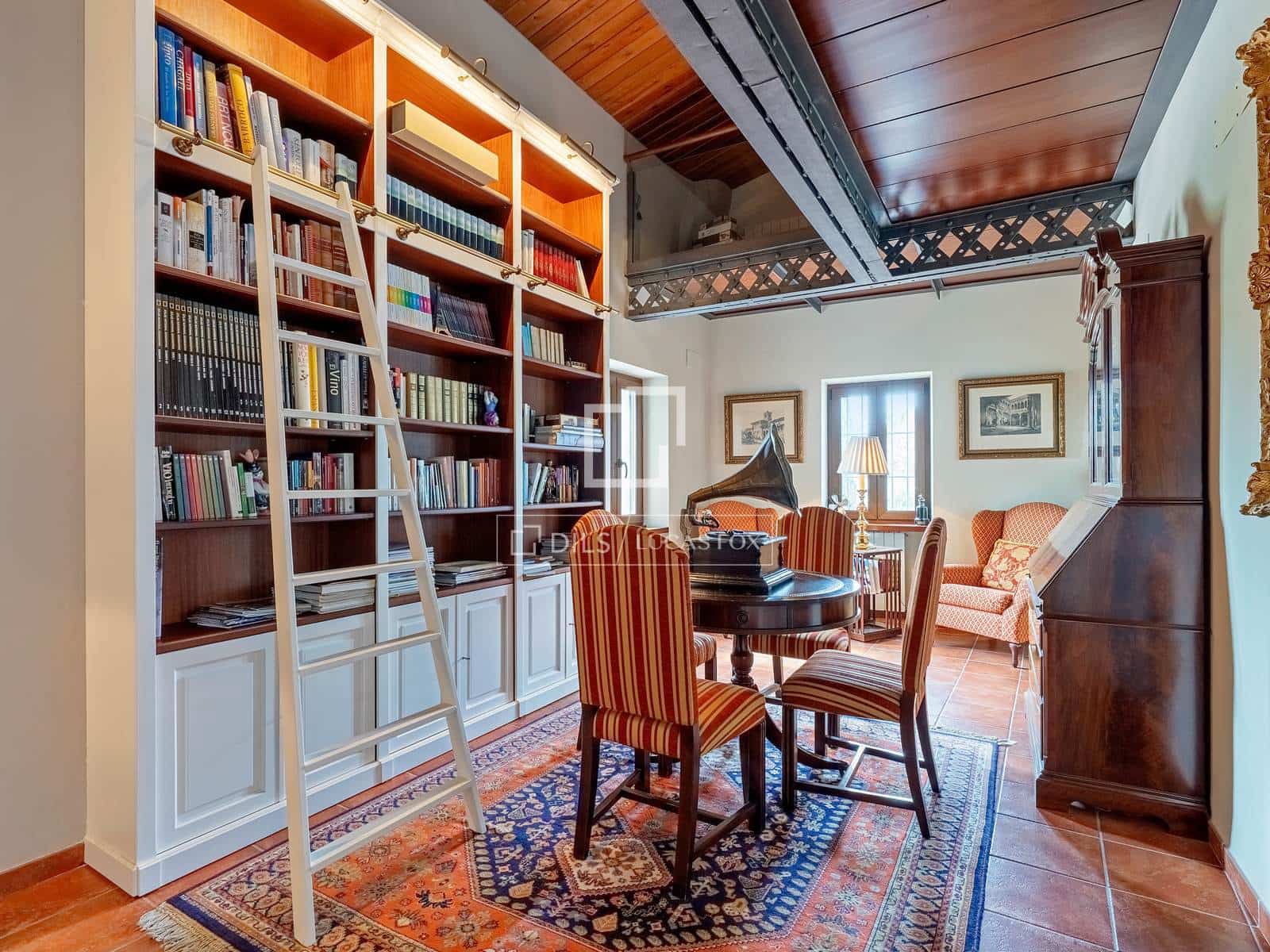 7 chambre Villa/Maison à vendre à El Catllar avec piscine garage - 750 000 € (Ref: 9782409)