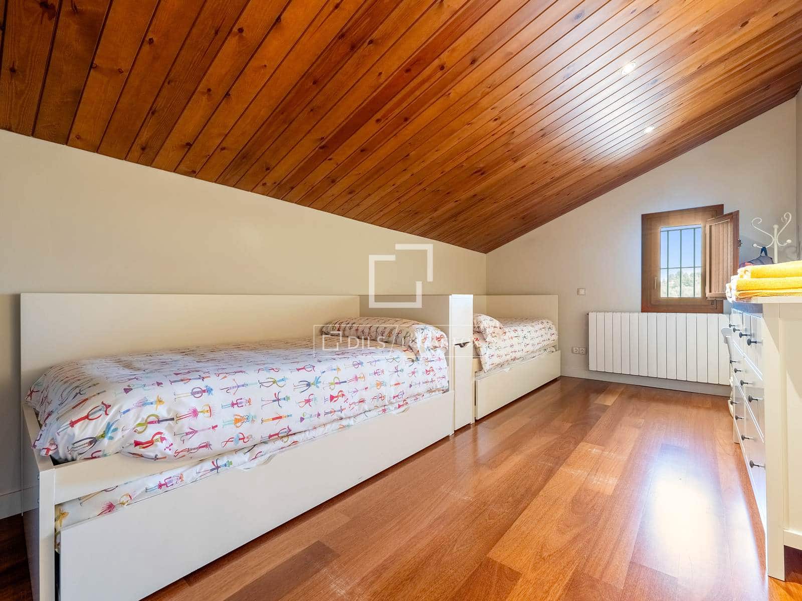 7 chambre Villa/Maison à vendre à El Catllar avec piscine garage - 750 000 € (Ref: 9782409)